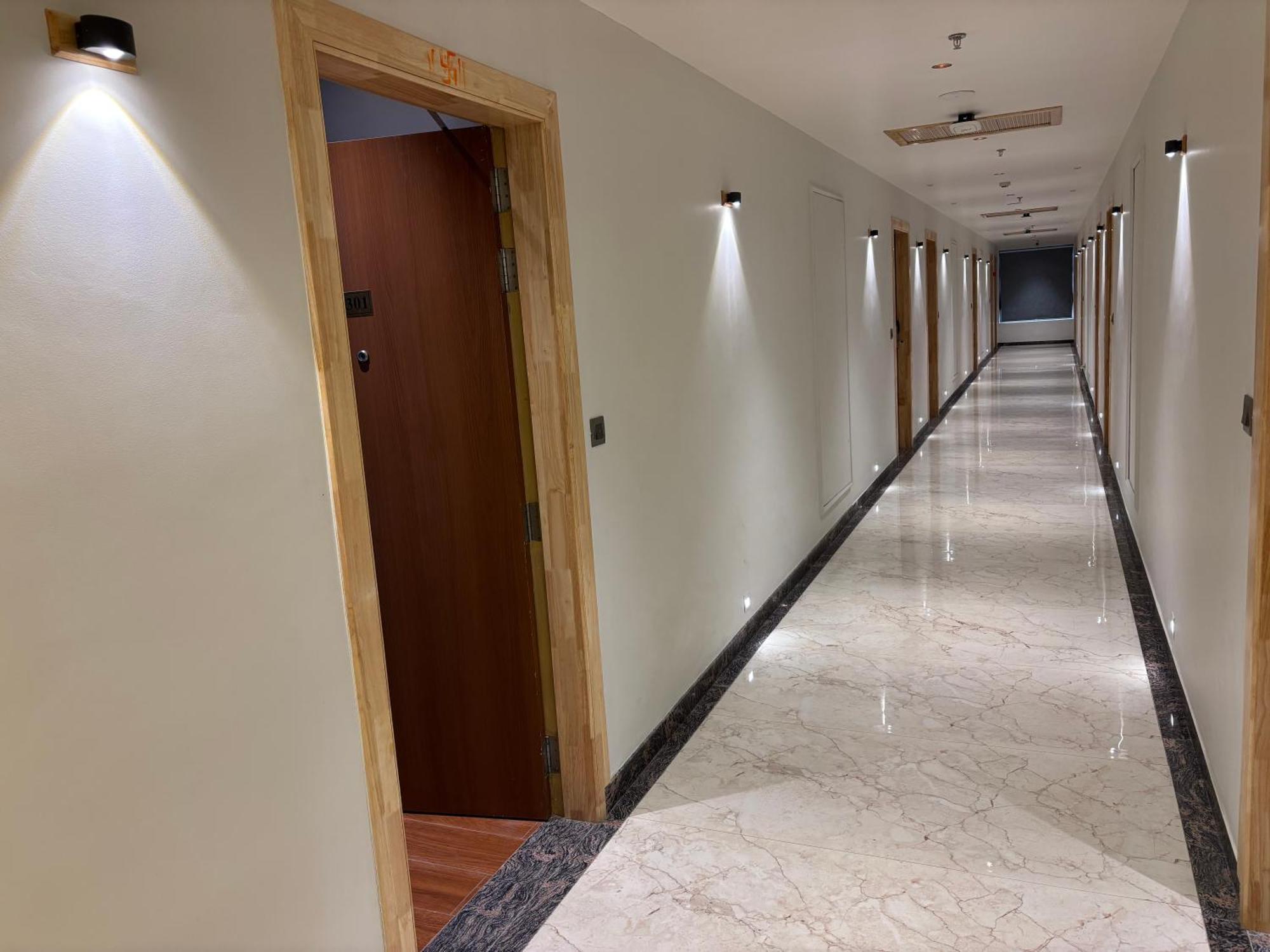 Hotel The Crown Inn Jhunjhunu Экстерьер фото