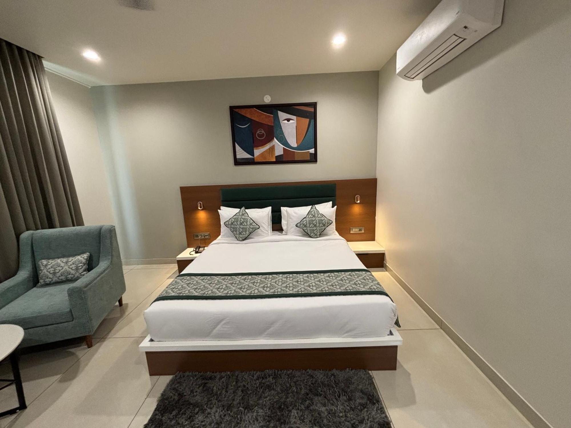 Hotel The Crown Inn Jhunjhunu Экстерьер фото