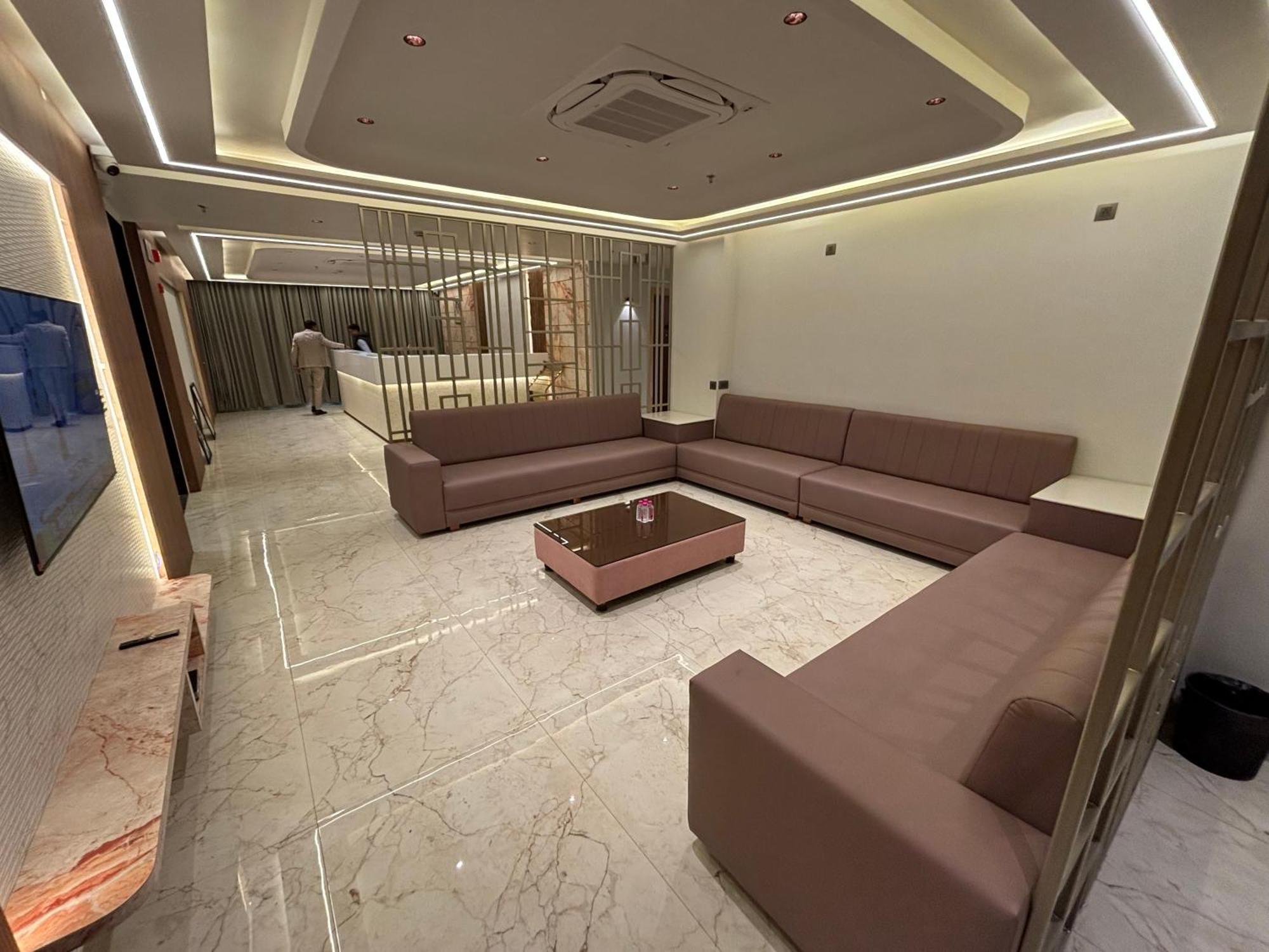 Hotel The Crown Inn Jhunjhunu Экстерьер фото